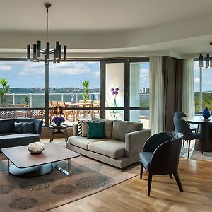 Three-Bedroom Executive Apartment